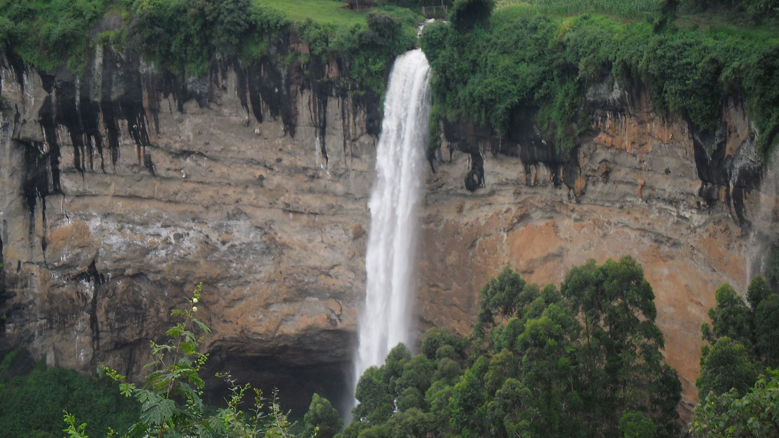 Sipi falls